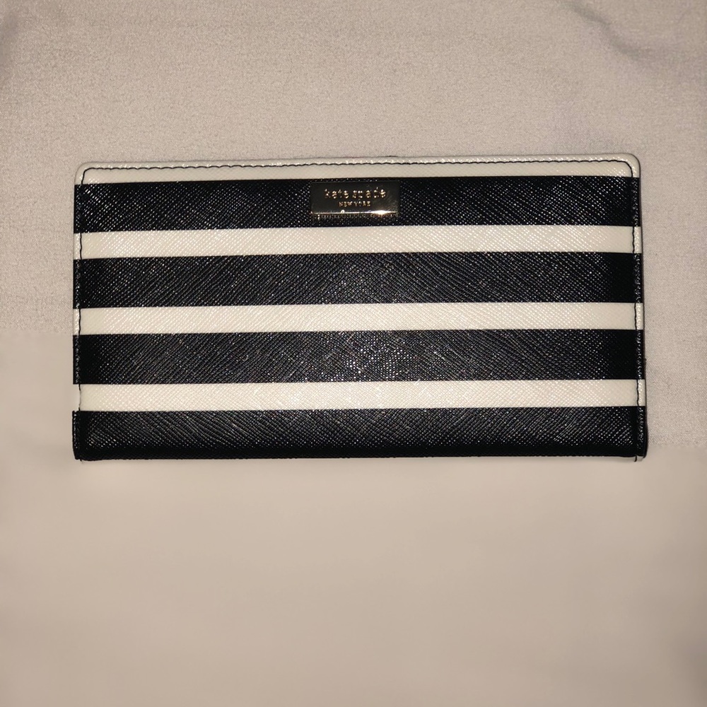 Kate Spade Stacy Wallet Black and White